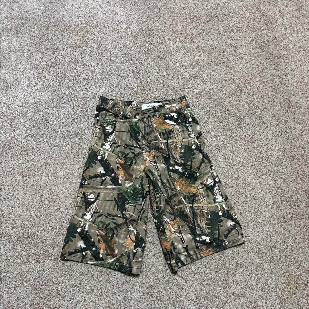 Refuge Camouflage Cargo Shorts